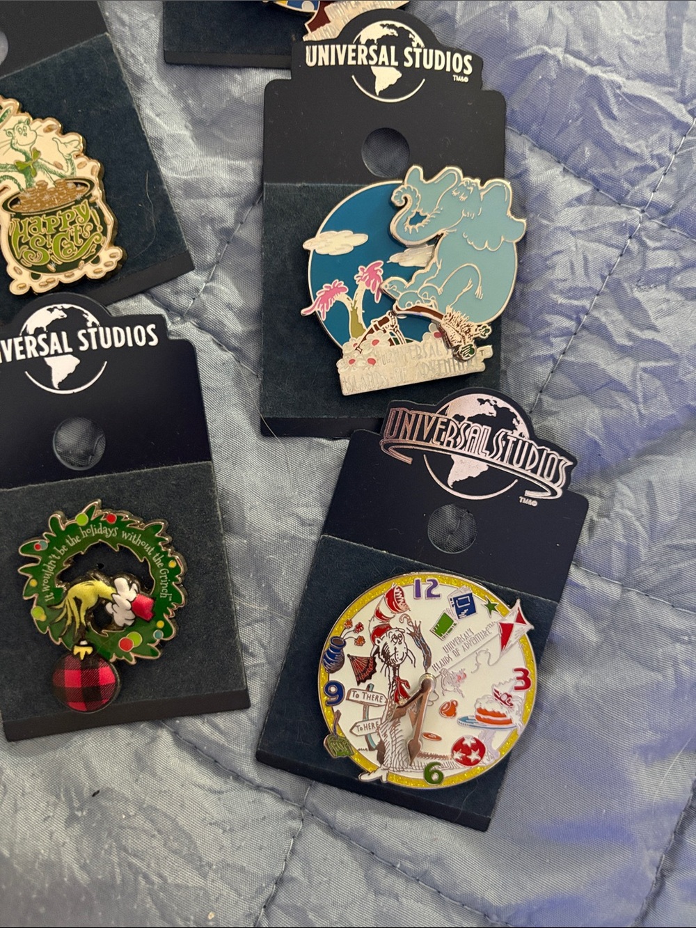 Universal Studios Enamel Pin Set -Multi Color dr. Seuss cat in hat grinch n more - Picture 10 of 10